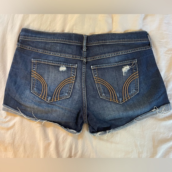 HOLISTER Jean Shorts - Picture 3 of 3